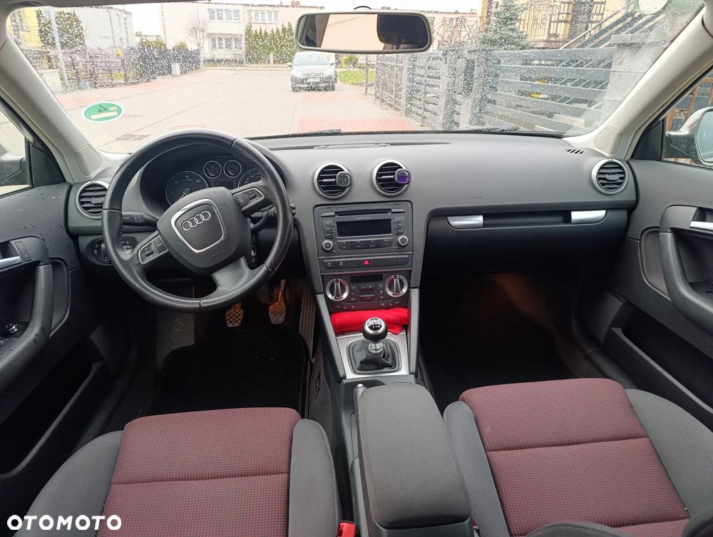 Audi A3 Sportback - 5