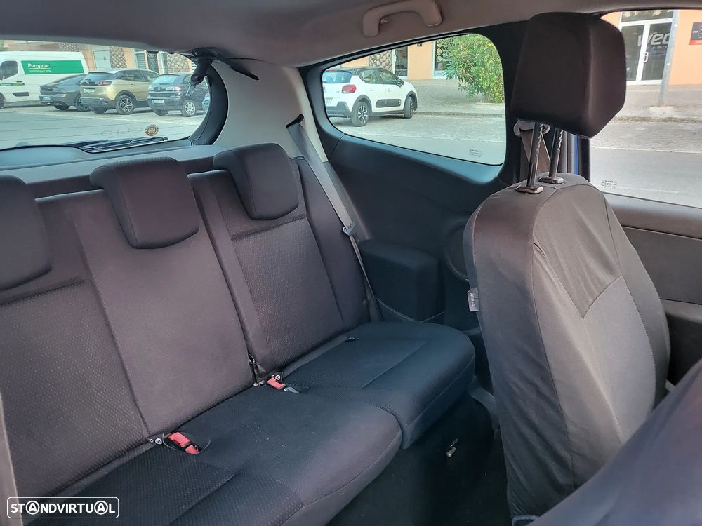 Renault Clio 1.2 16V Luxe - 13