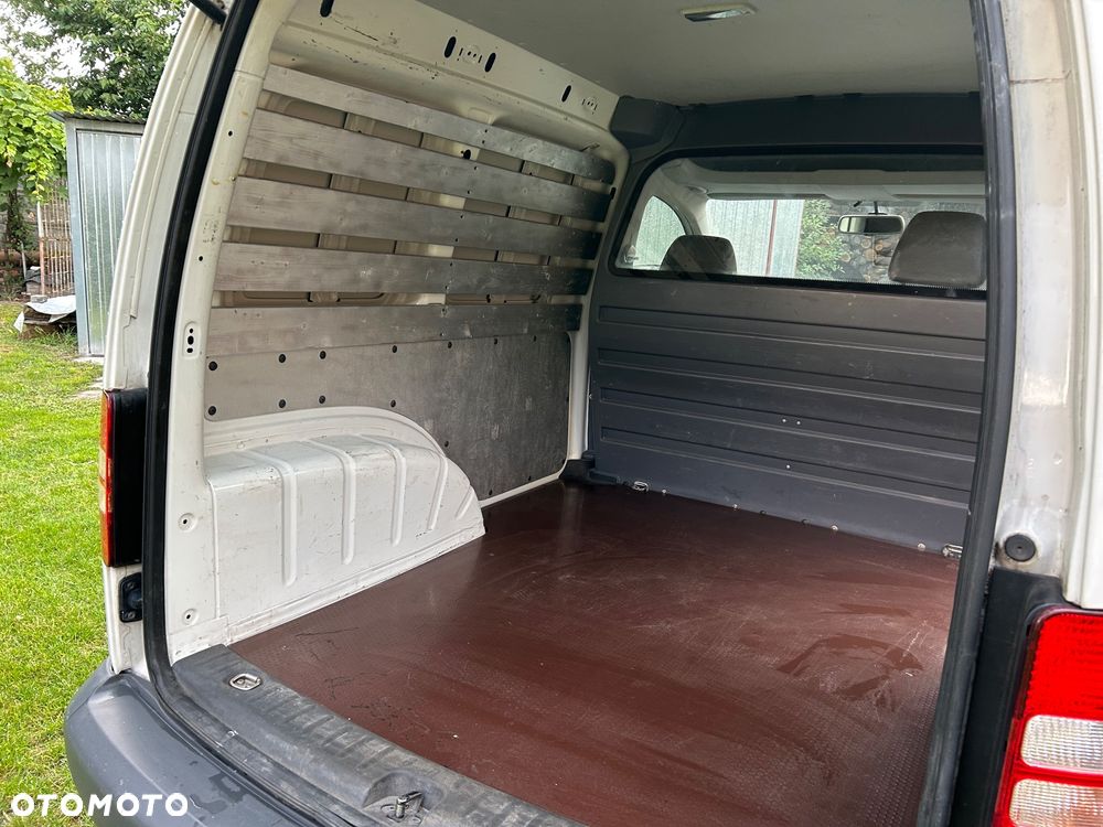 Volkswagen Caddy - 9