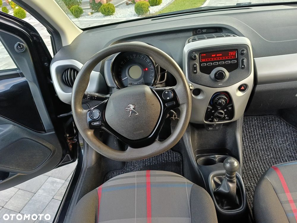 Peugeot 108 - 8