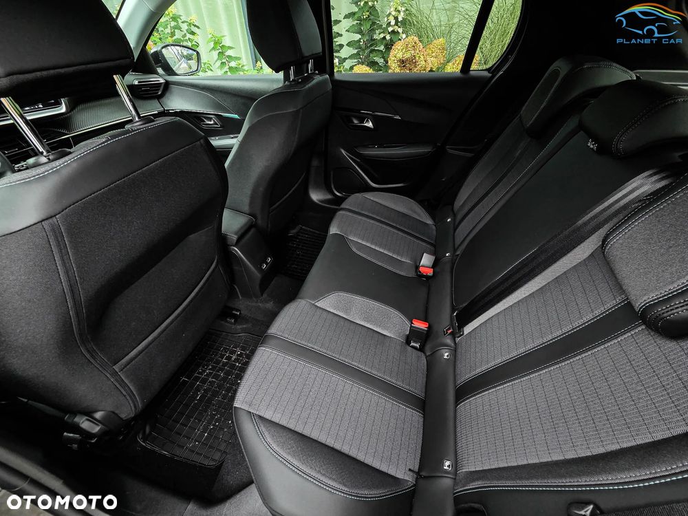 Peugeot 208 PureTech 100 EAT8 Active Pack - 15