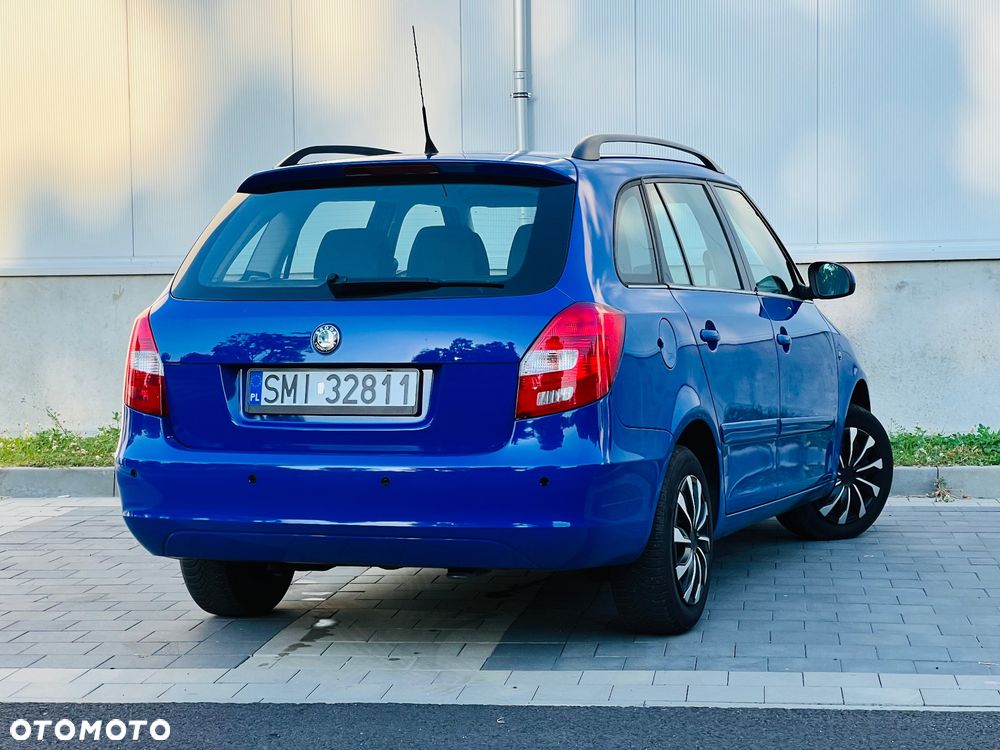 Skoda Fabia 1.6 16V Ambiente - 17