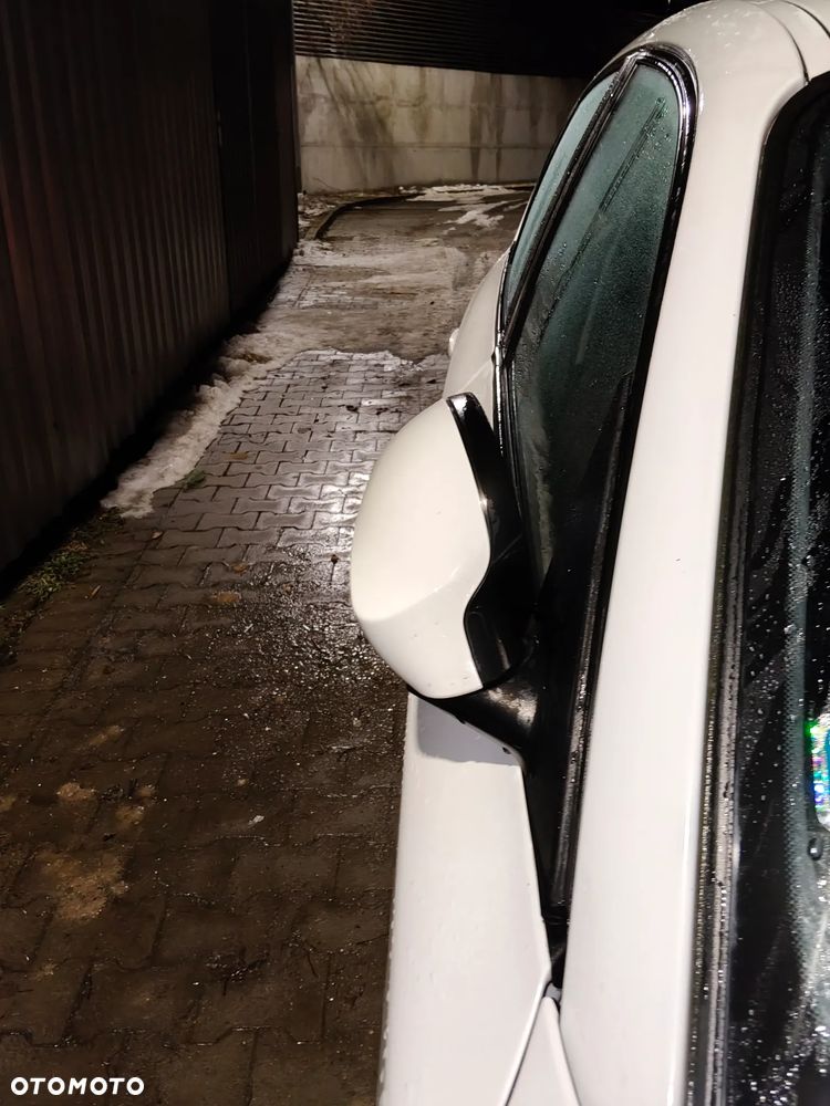 BMW Seria 1 - 13