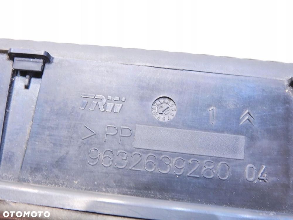 OBUDOWA FILTRA KABINOWEGO CITROEN C5 I 2.0 16V - 5