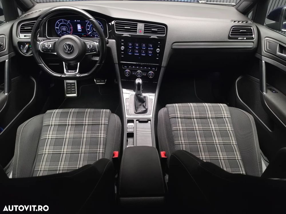 Volkswagen Golf GTD 2.0 TDI SCR DSG - 34