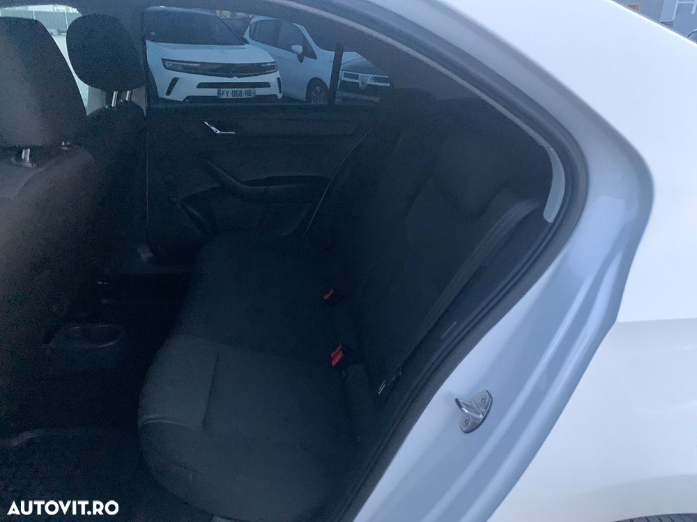 Skoda RAPID 1.4 TDI Active - 9