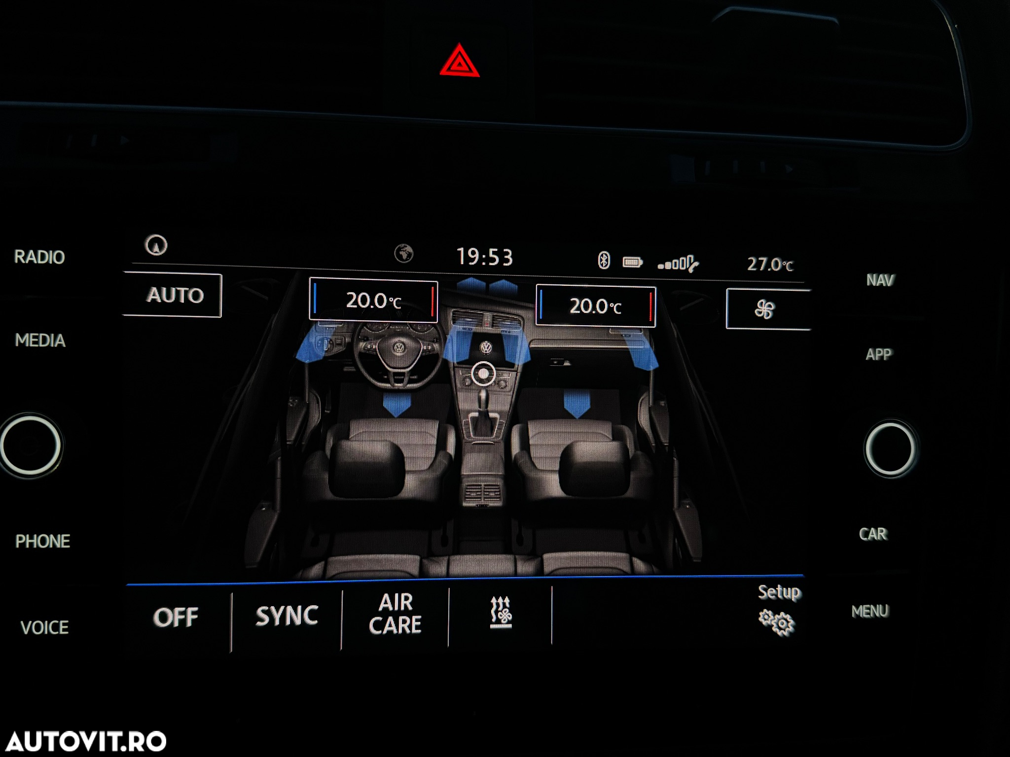 Volkswagen Golf 2.0 BlueTDI DSG Highline - 15