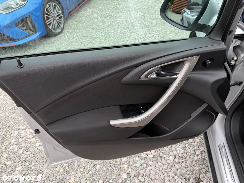 Opel Astra - 28