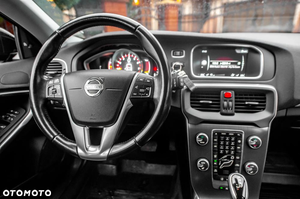 Volvo V40 Cross Country T4 AWD Drive-E Summum - 24
