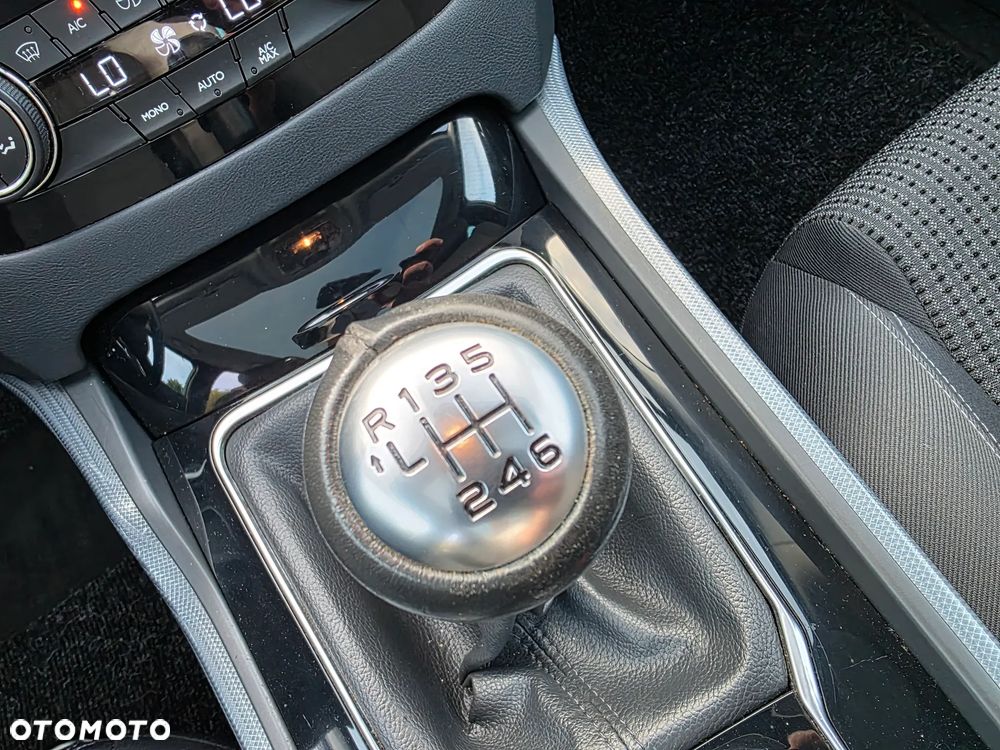 Peugeot 508 155 THP Active - 34
