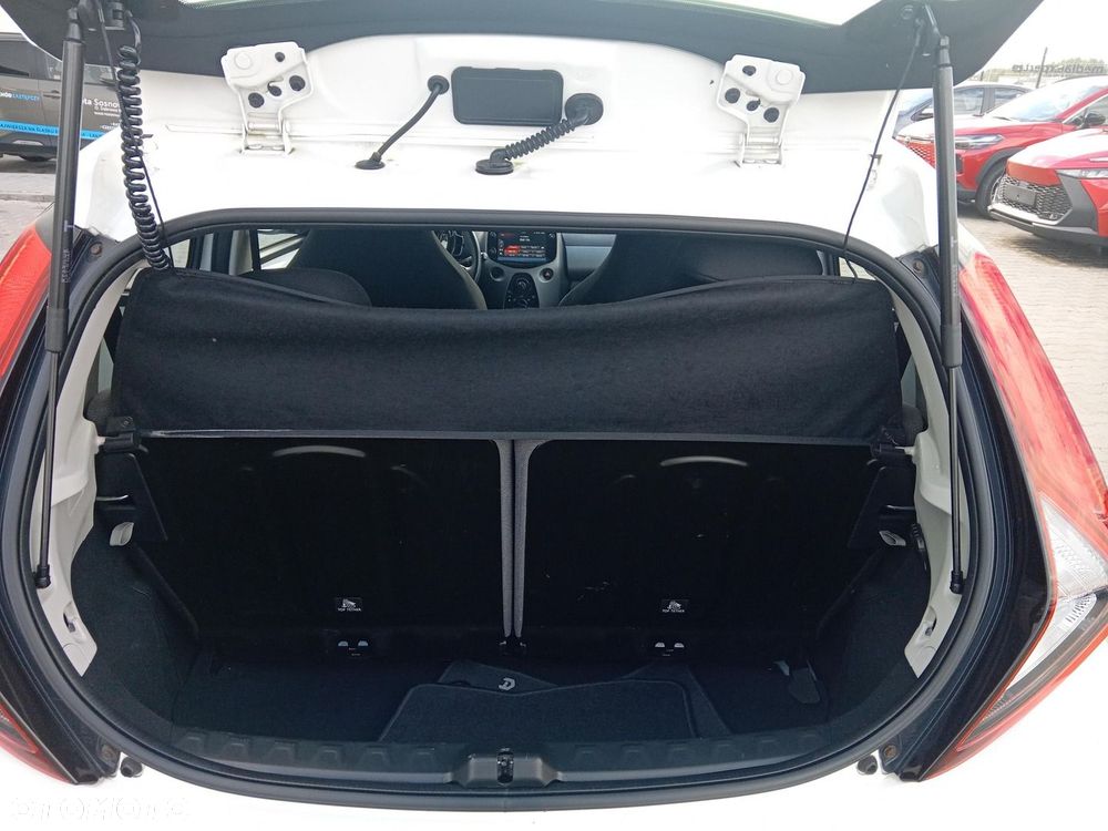 Toyota Aygo - 13
