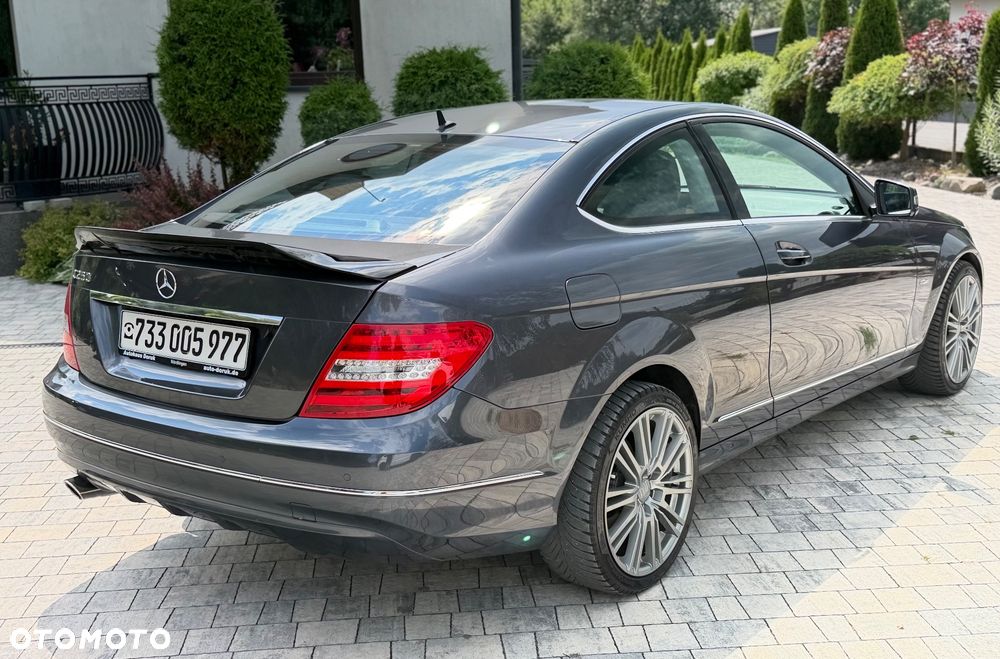Mercedes-Benz Klasa C 250 CGI BlueEff - 7