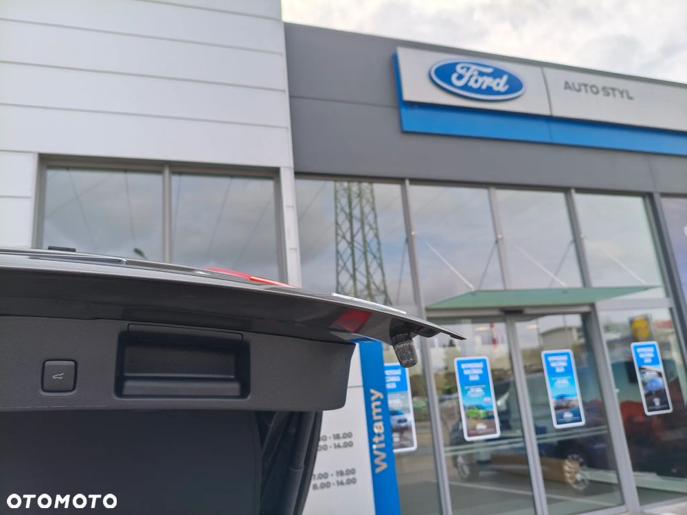 Ford Kuga 2.5 FHEV FWD ST-Line X - 16