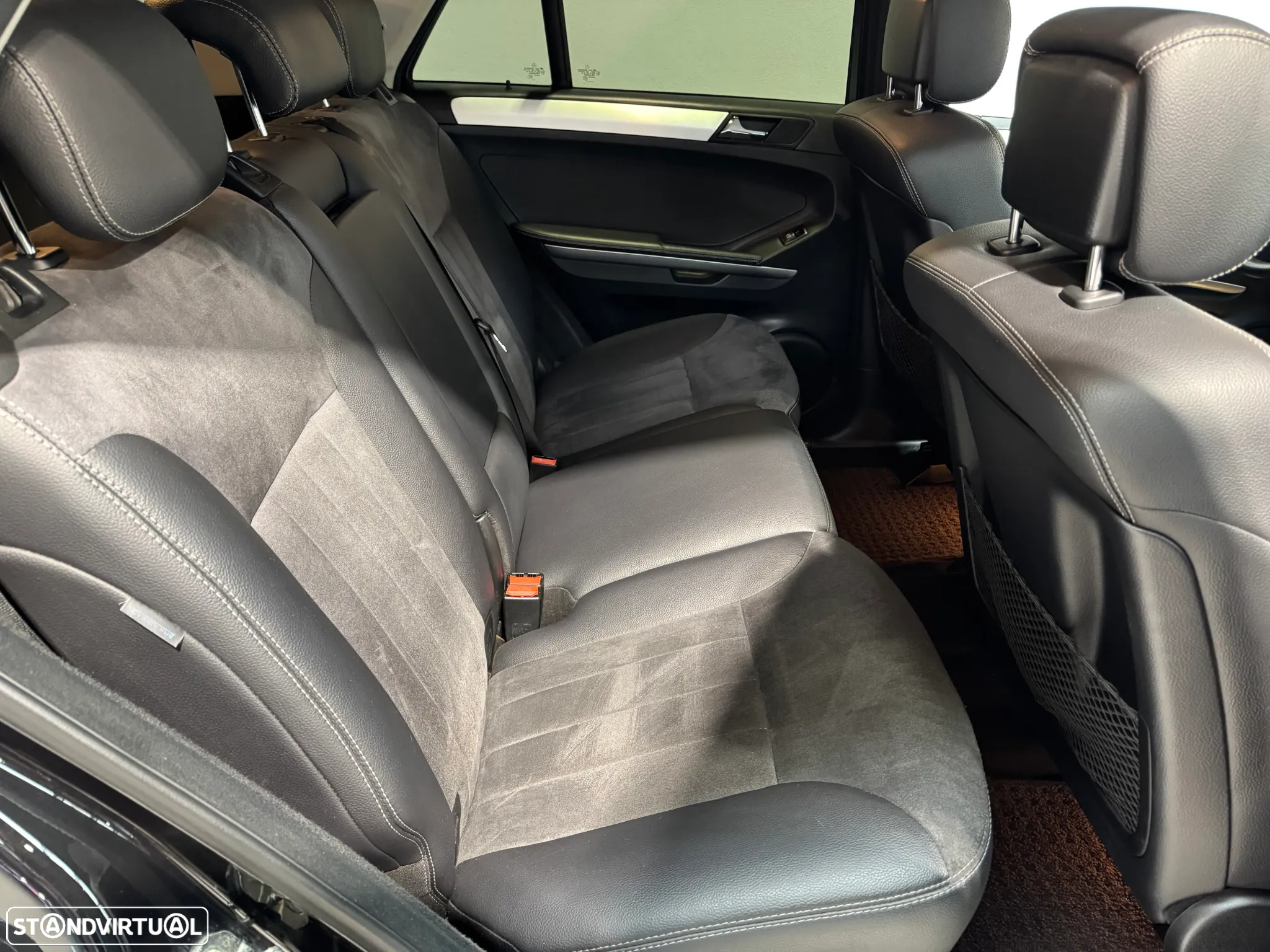 Mercedes-Benz ML 320 CDi - 10