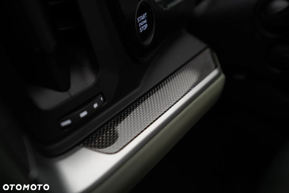 Porsche Cayenne - 17
