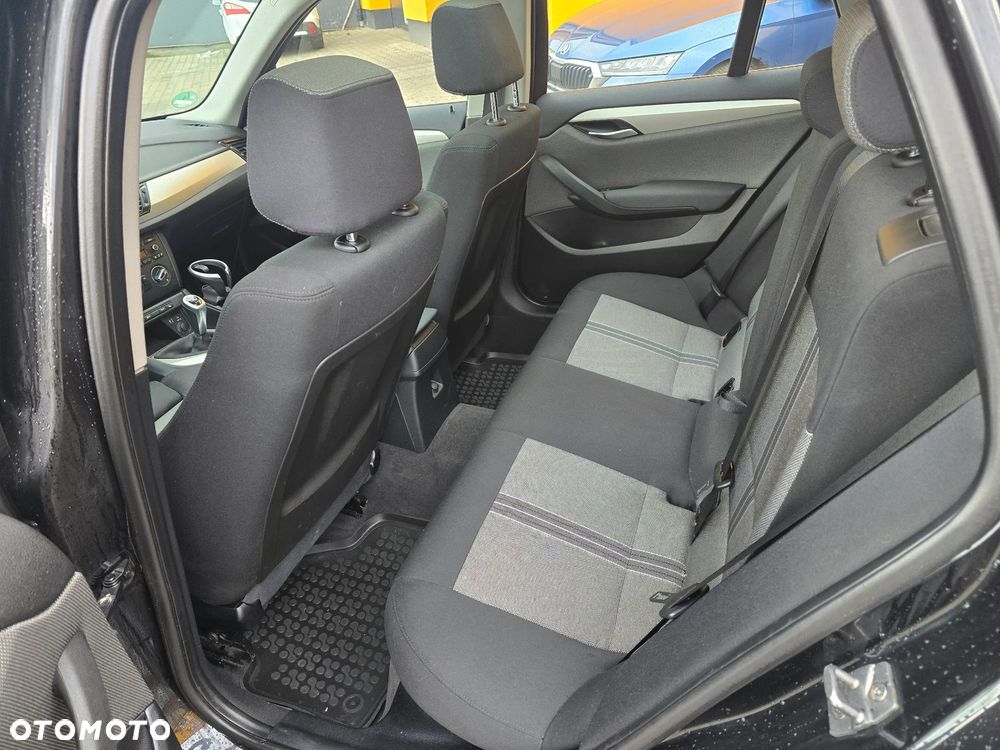BMW X1 sDrive18d xLine - 15