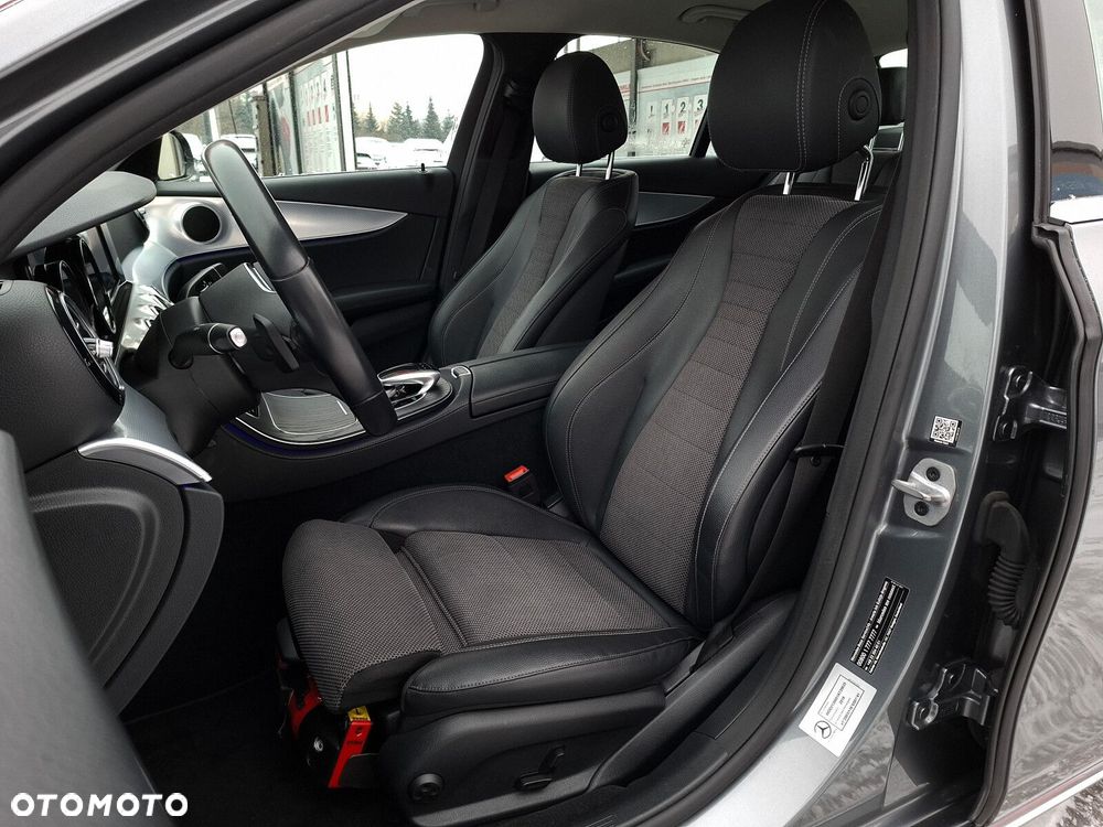 Mercedes-Benz Klasa E - 12