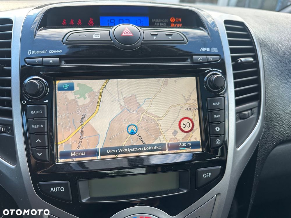 Hyundai ix20 1.6 Premium blue - 17