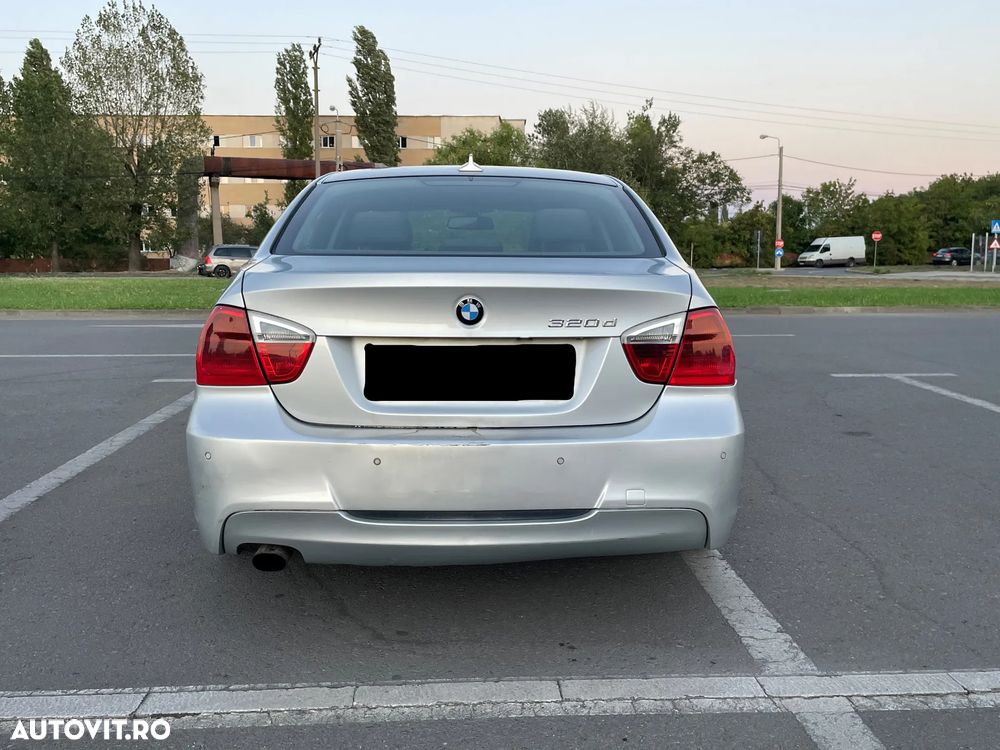 BMW Seria 3 320d - 3