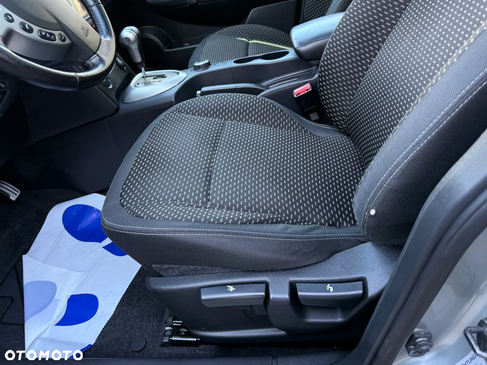 Nissan Qashqai - 32