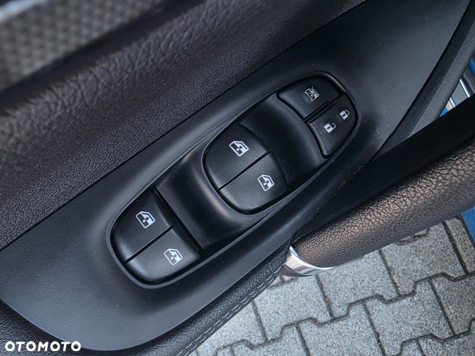 Nissan Qashqai - 23