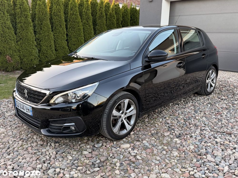 Peugeot 308 - 1