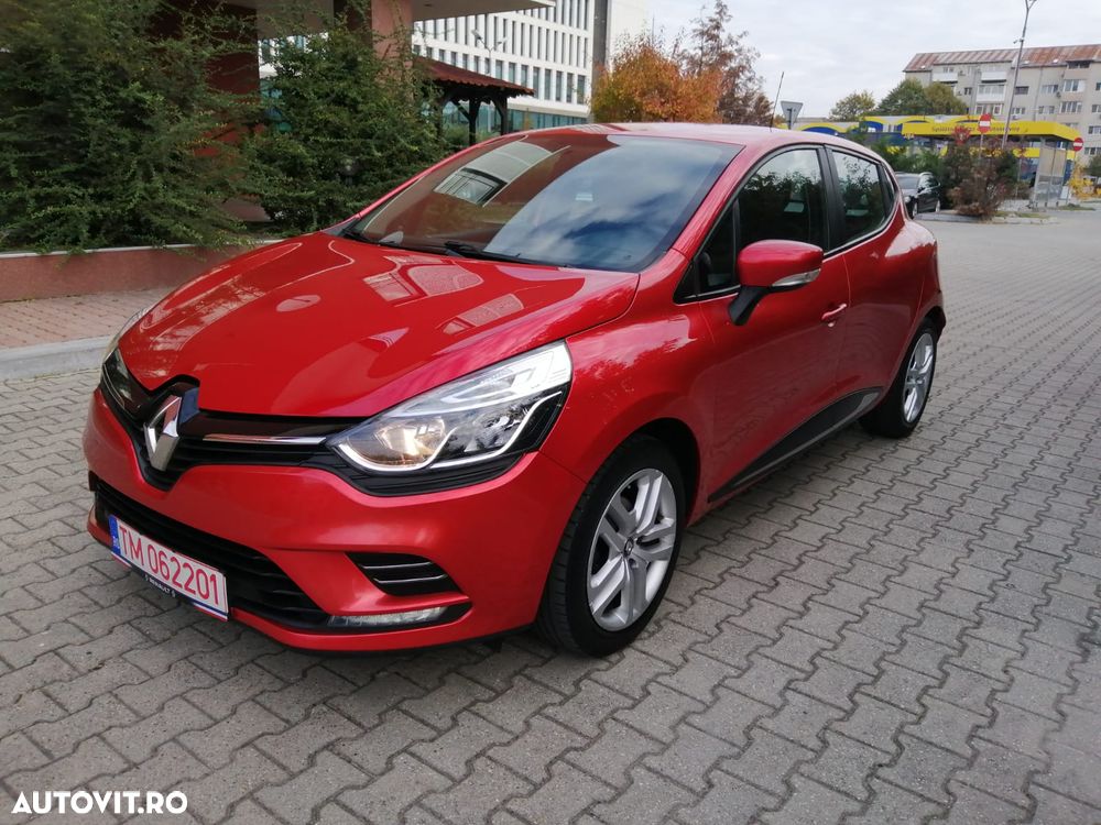 Renault Clio - 1