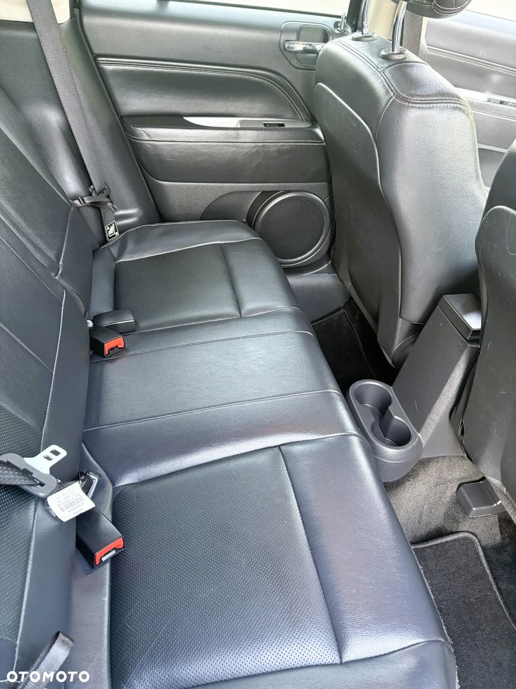 Jeep Compass - 25