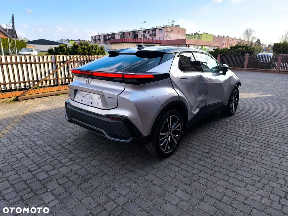 Toyota C-HR - 4