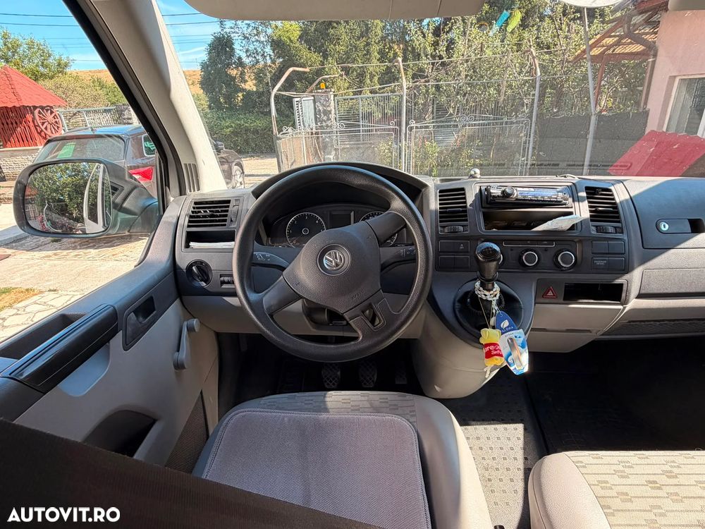 Volkswagen Transporter - 4