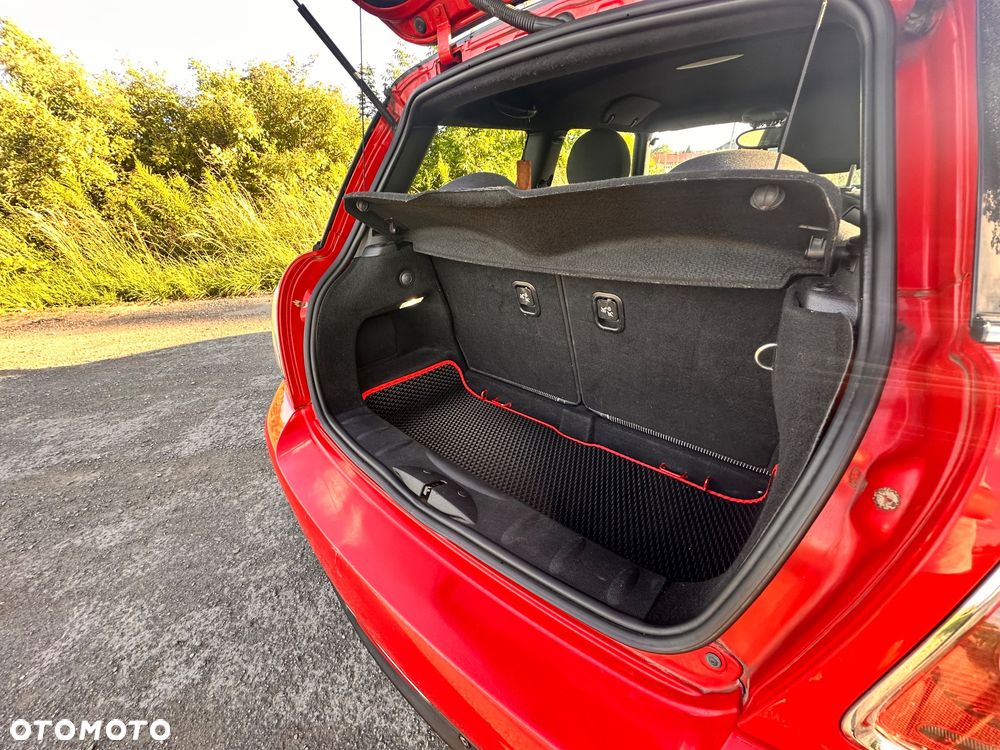 MINI Cooper Standard - 14