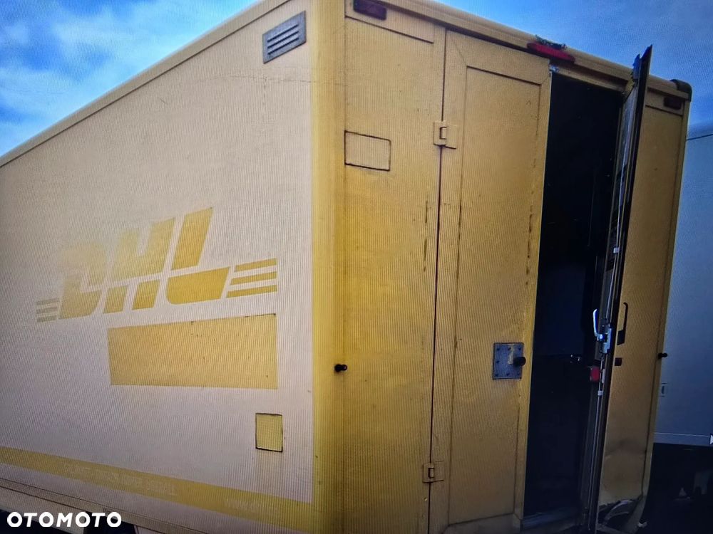 iveco daily IV lift kontener zabudowa paka pocztowiec maska zderzak lampa grill błotnik drzwi - 7