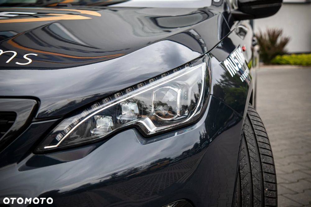 Peugeot 308 - 16