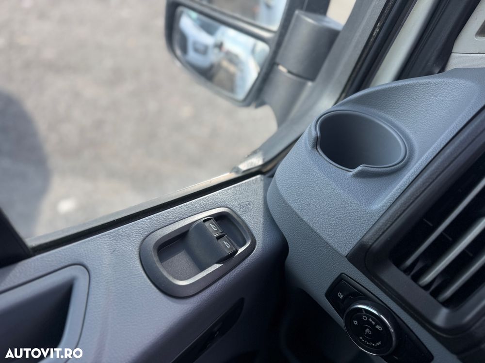 Ford Transit Jumbo Thermo King Autoutilitarã - 22