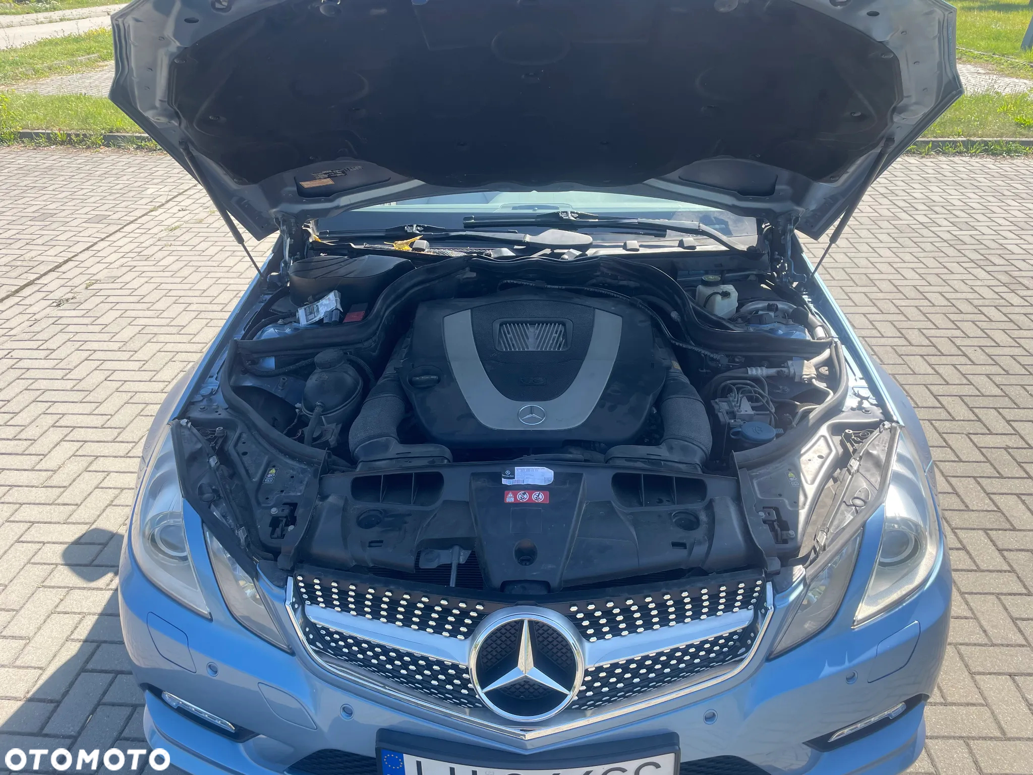 Mercedes-Benz Klasa E 350 CGI Cabrio BlueEFFICIENCY 7G-TRONIC Prime Edition - 30