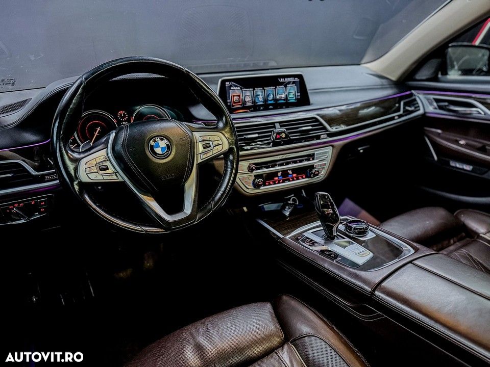 BMW Seria 7 740Li - 6