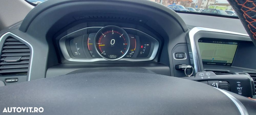 Volvo XC 60 - 12