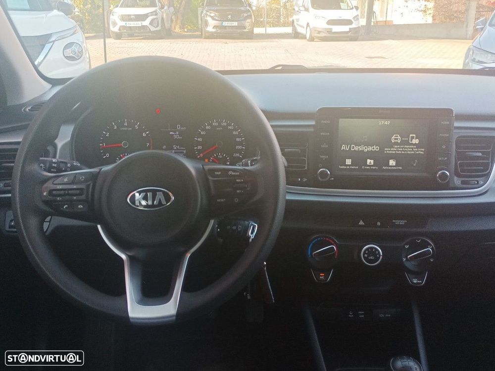 Kia Rio - 8