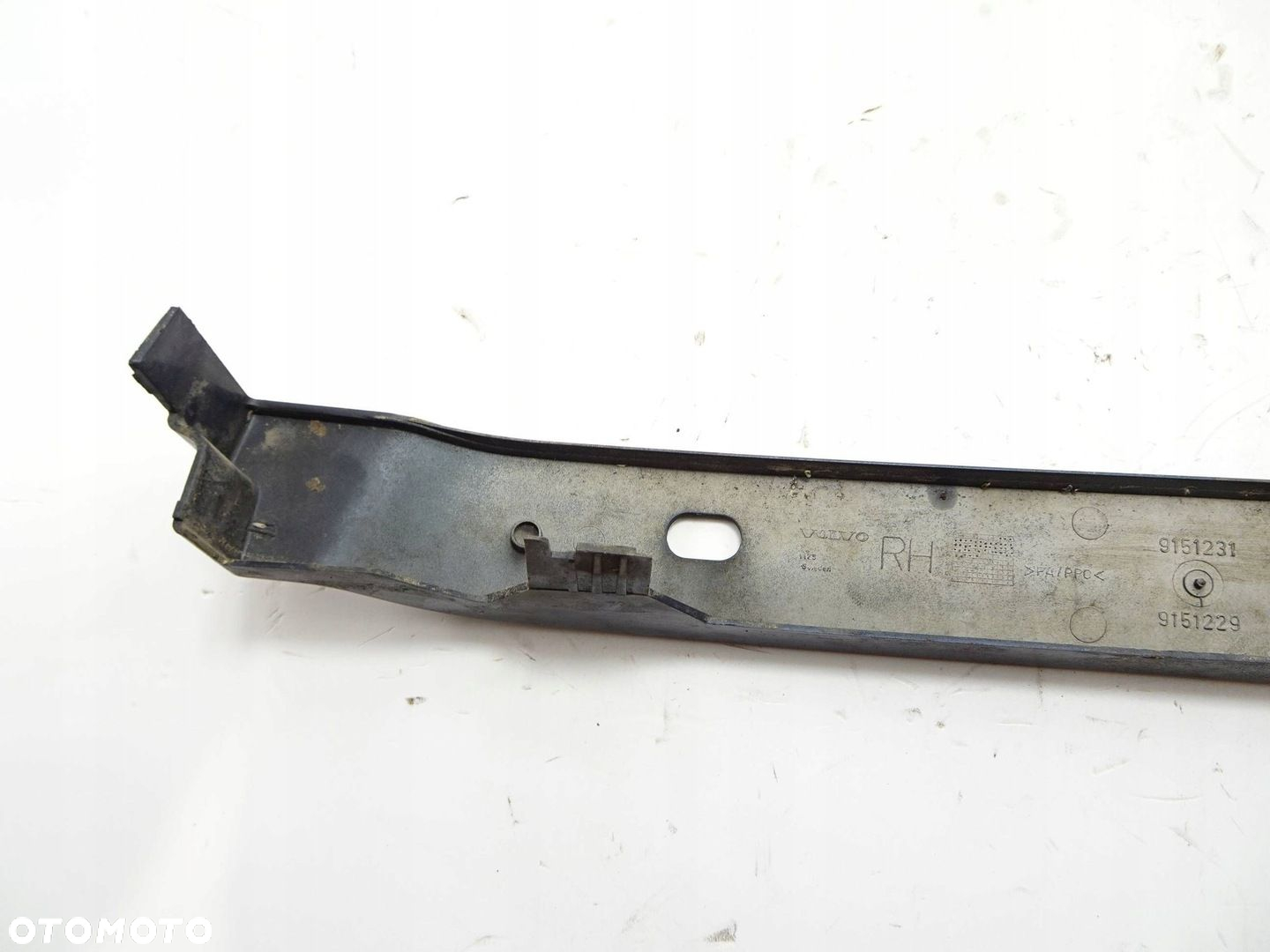 Listwa pod lampę przednią PRAWA Volvo 850 LIFT - 9