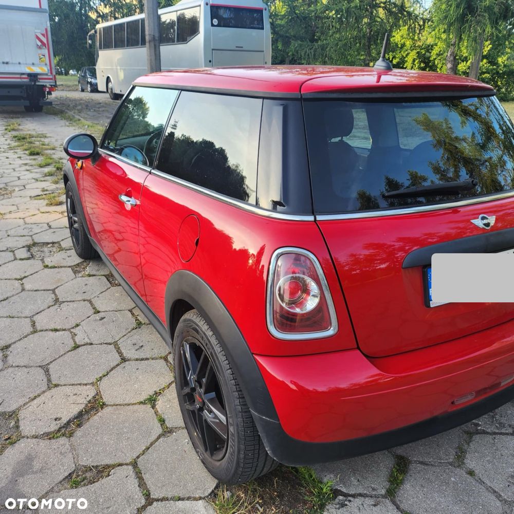 MINI ONE - 8