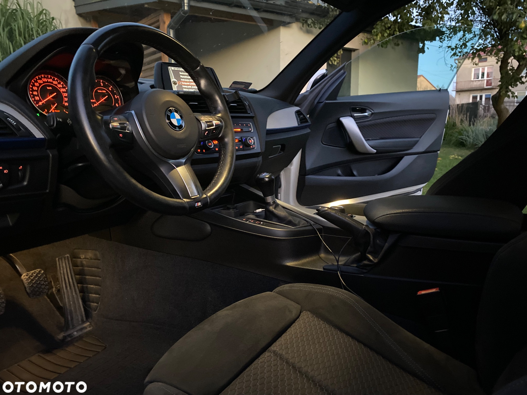 BMW Seria 1 - 11