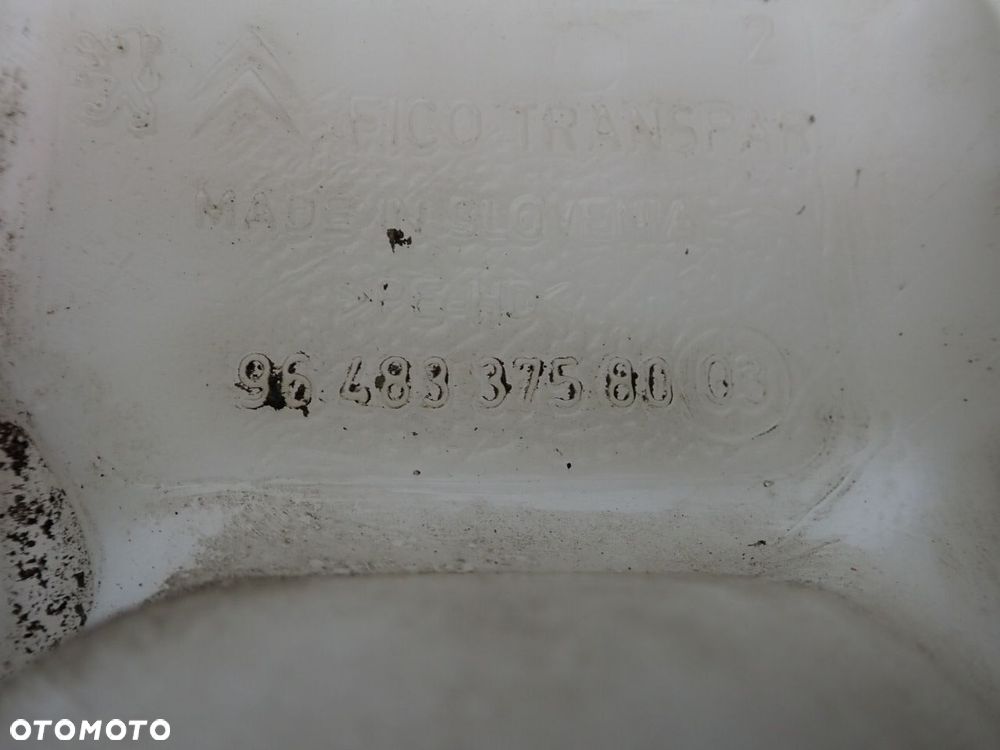 ZBIORNICZEK SPRYSKIWACZY PEUGEOT 207  9648337580 - 6