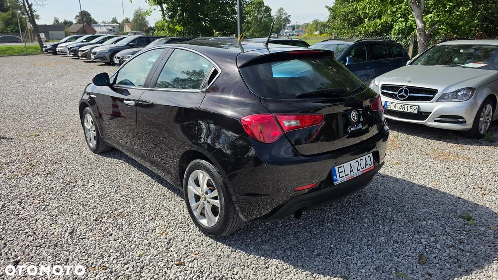 Alfa Romeo Giulietta - 4