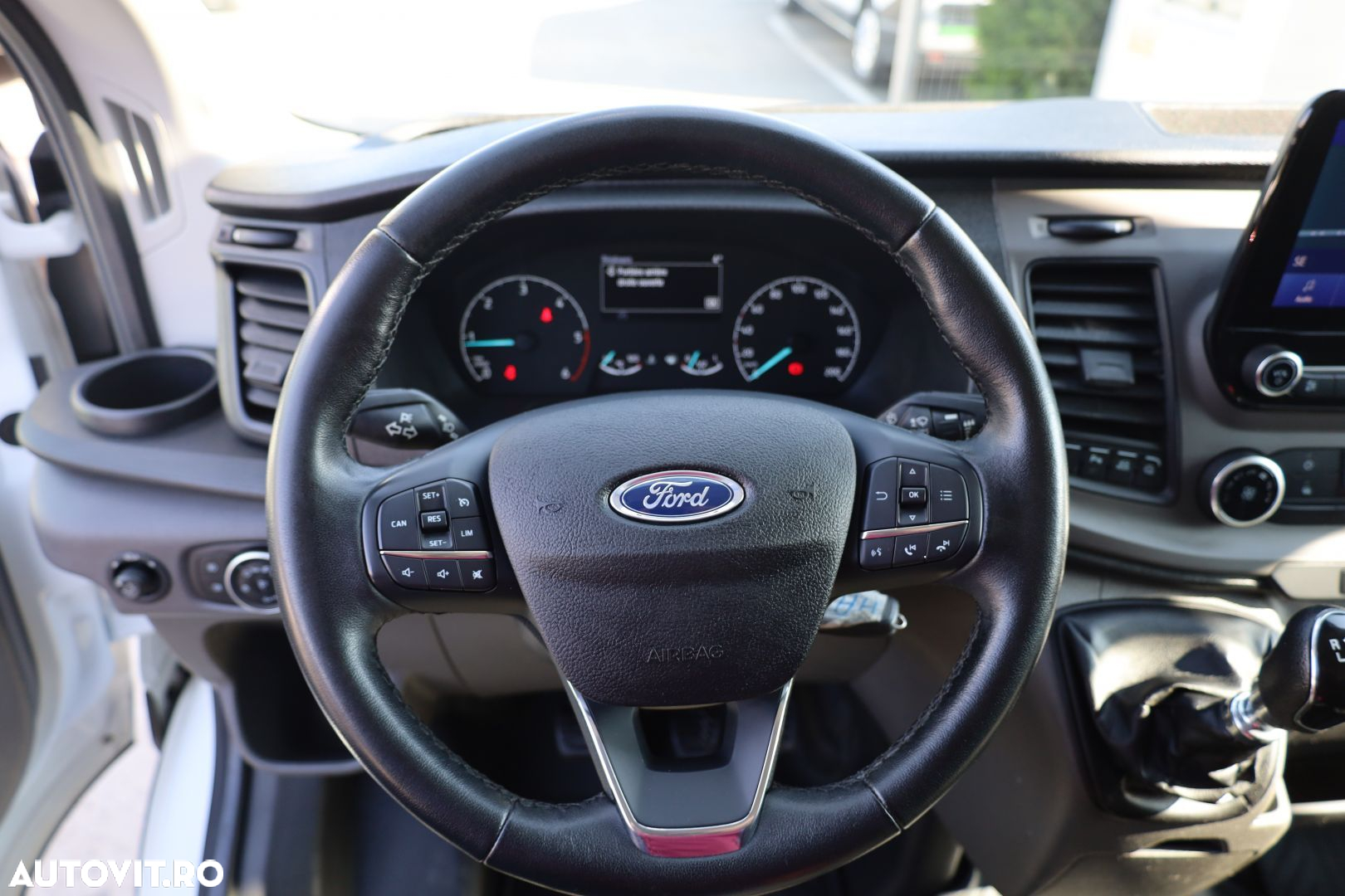 Ford Transit - 15