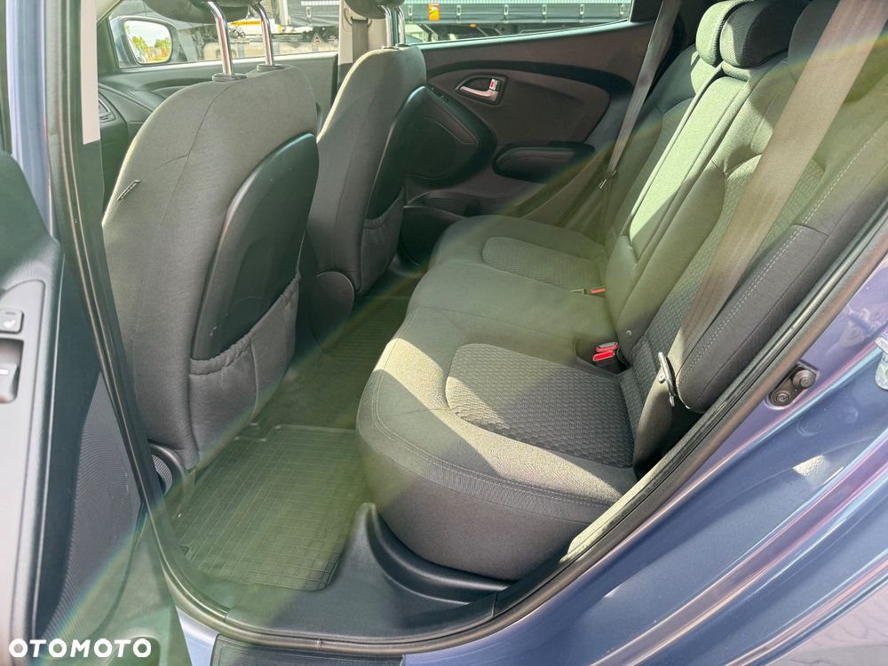 Hyundai ix35 blue 1.6 2WD Finale Gold - 20
