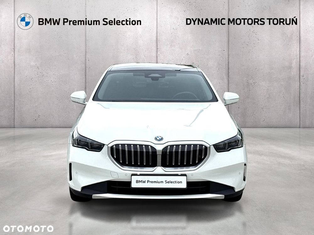 BMW Seria 5 530e xDrive PHEV - 12