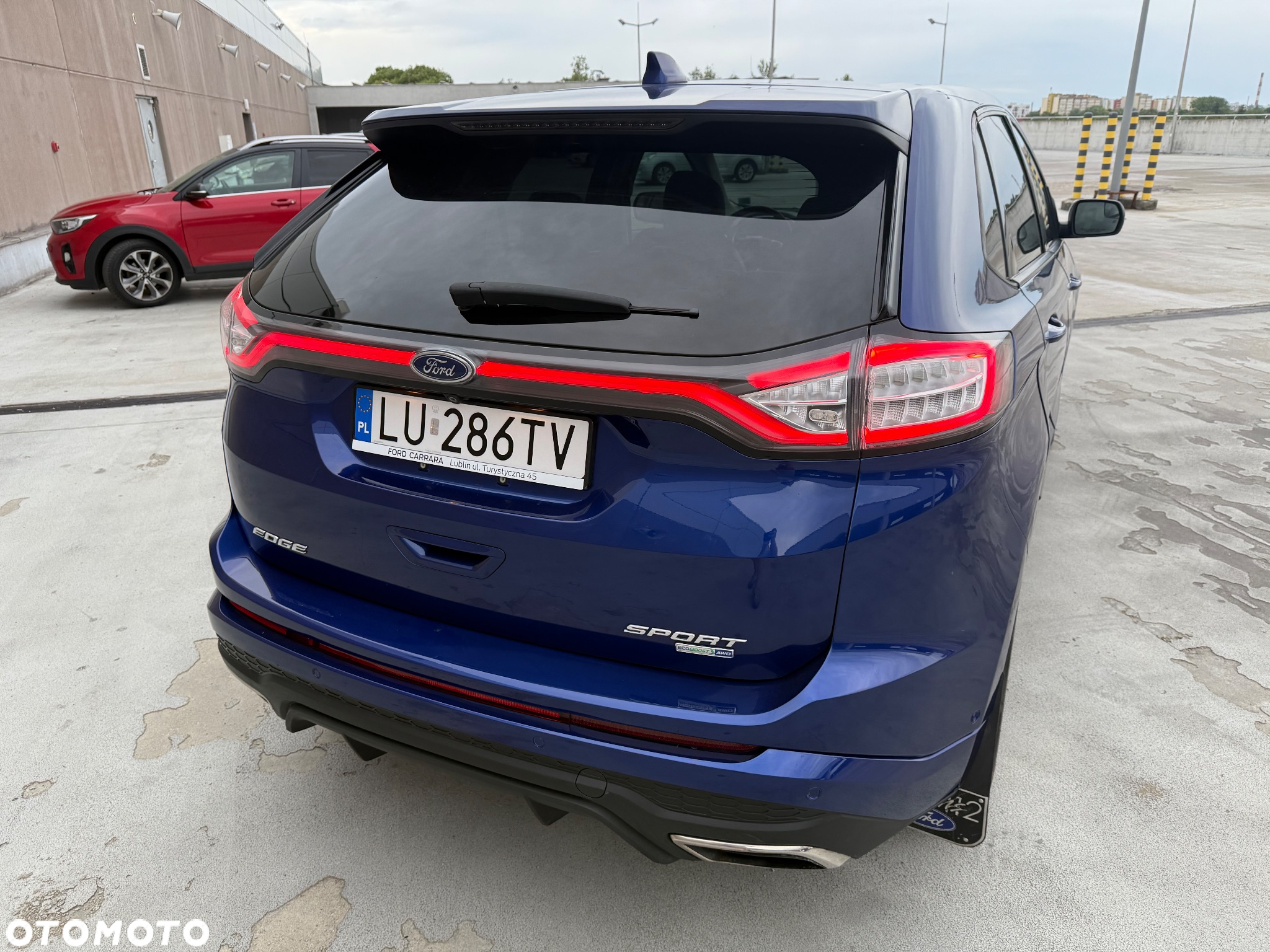 Ford Edge - 10