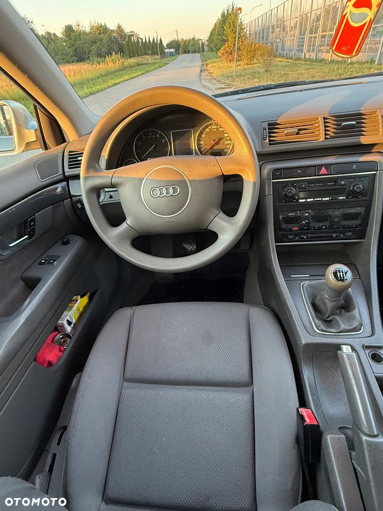 Audi A4 Limousine 2 - 9