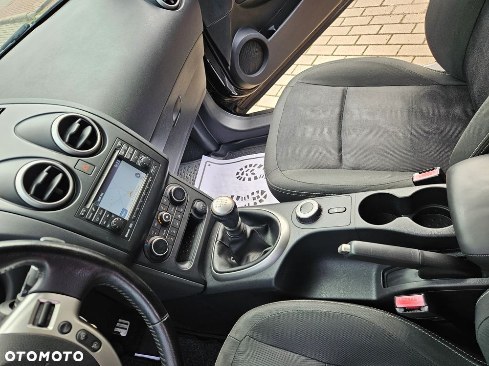 Nissan Qashqai+2 2.0 4x4 Tekna - 9