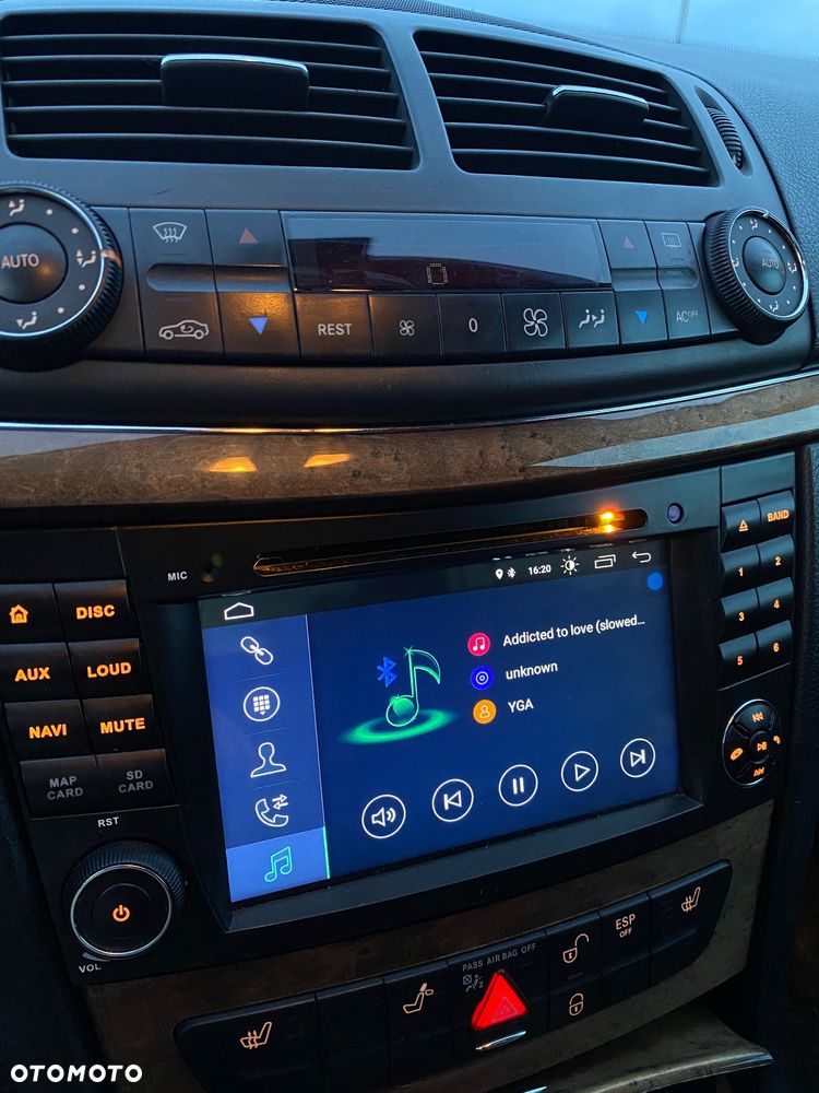 Mercedes-Benz Klasa E - 21